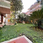 Your House And Garden In Rome